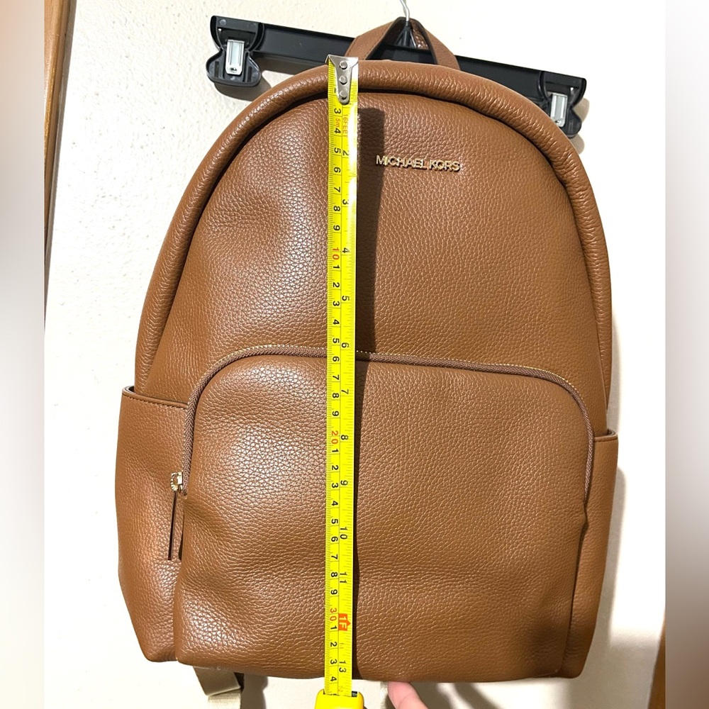 🆕🌺MICHAEL KORS Backpack🌺 - Picture 2 of 16